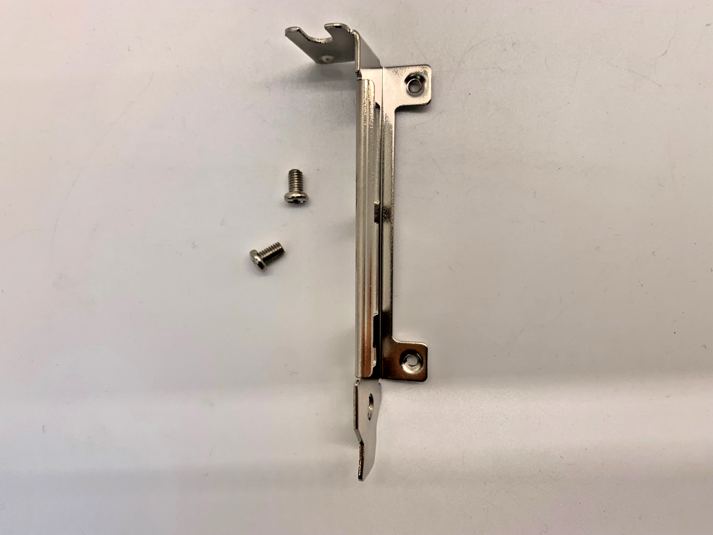 Intel H93051-001 small form factor low profile bracket