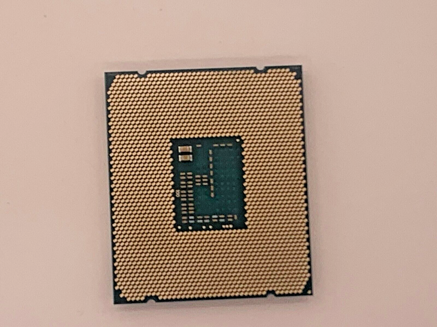 Intel CM8064401831400 SR207 Xeon E5-2620 v3 2.4GHz Hexa-Core Server CPU