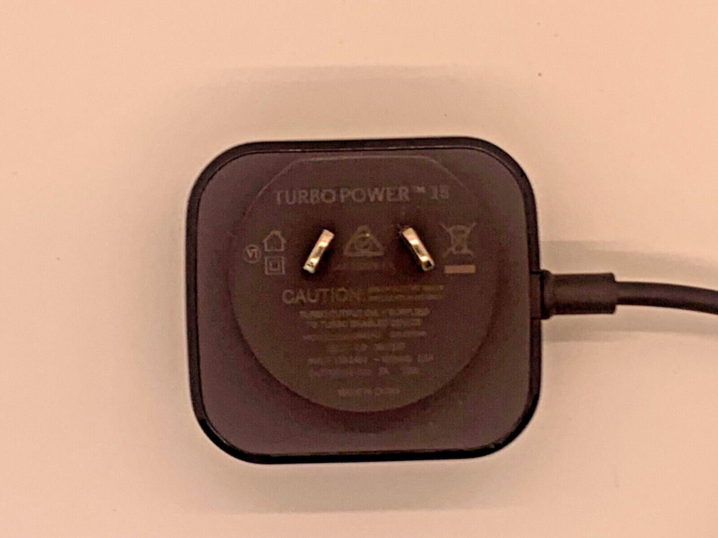 Motorola travel cell phone AC power adapter type I to USB-C 5V 3A