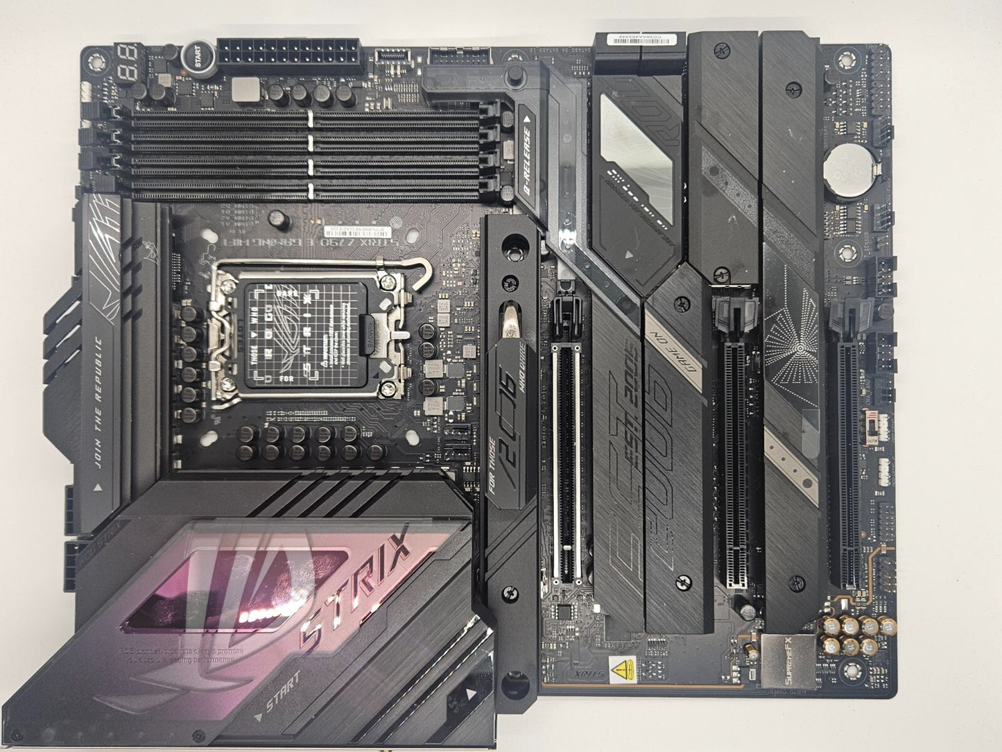 ASUS ROG Strix Z790-E Gaming WiFi 6E LGA 1700 DDR5 ATX gaming motherboard