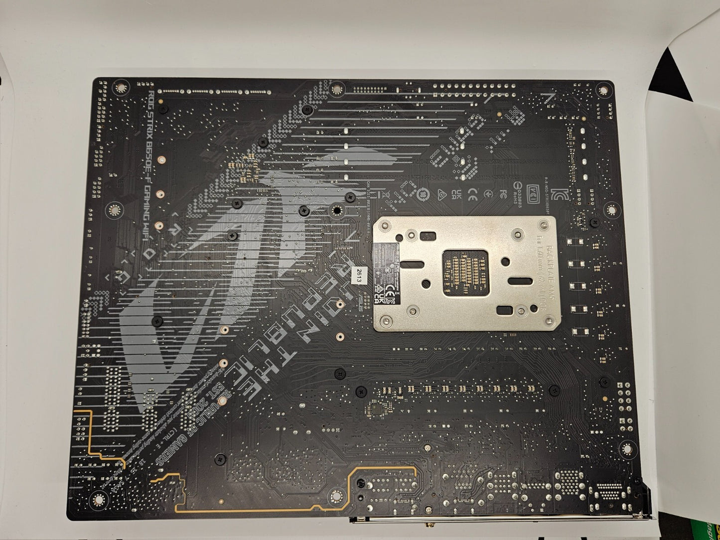 ASUS ROG Strix B650E-F Gaming WiFi AMD B650 AM5 Ryzen ATX DDR5 Motherboard