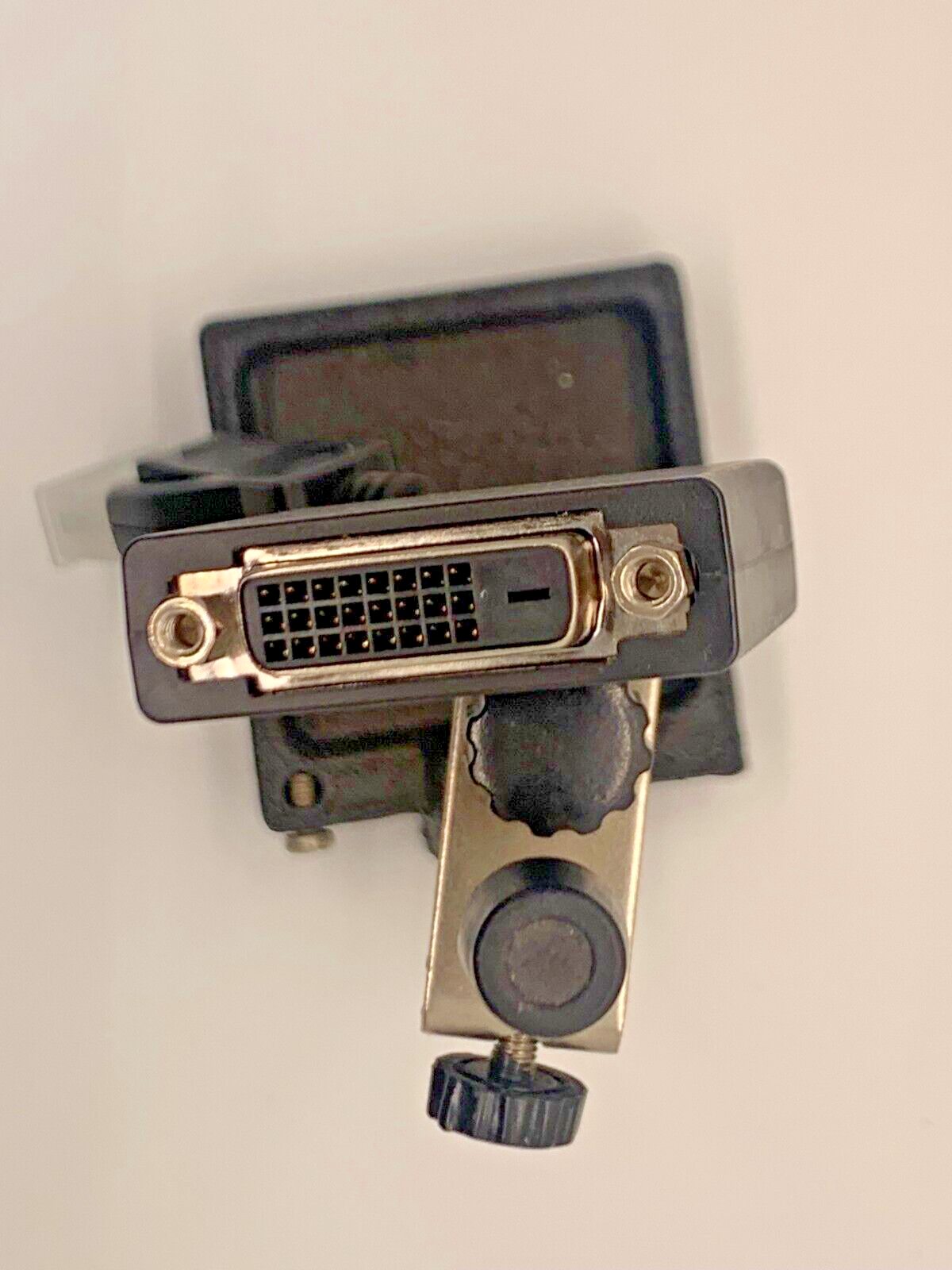 NVIDIA 030-0850-000 DisplayPort 1.2 to Single Link DVI-D PASSIVE CABLE ADAPTER