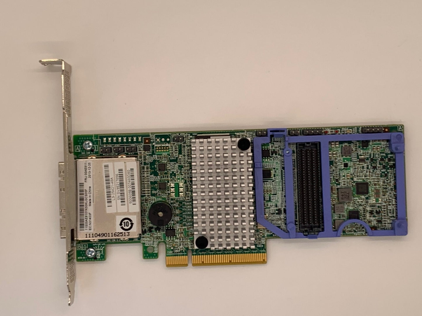 IBM 00AE811 81Y4479 LSI ServeRAID M5120 SAS/SATA RAID Controller