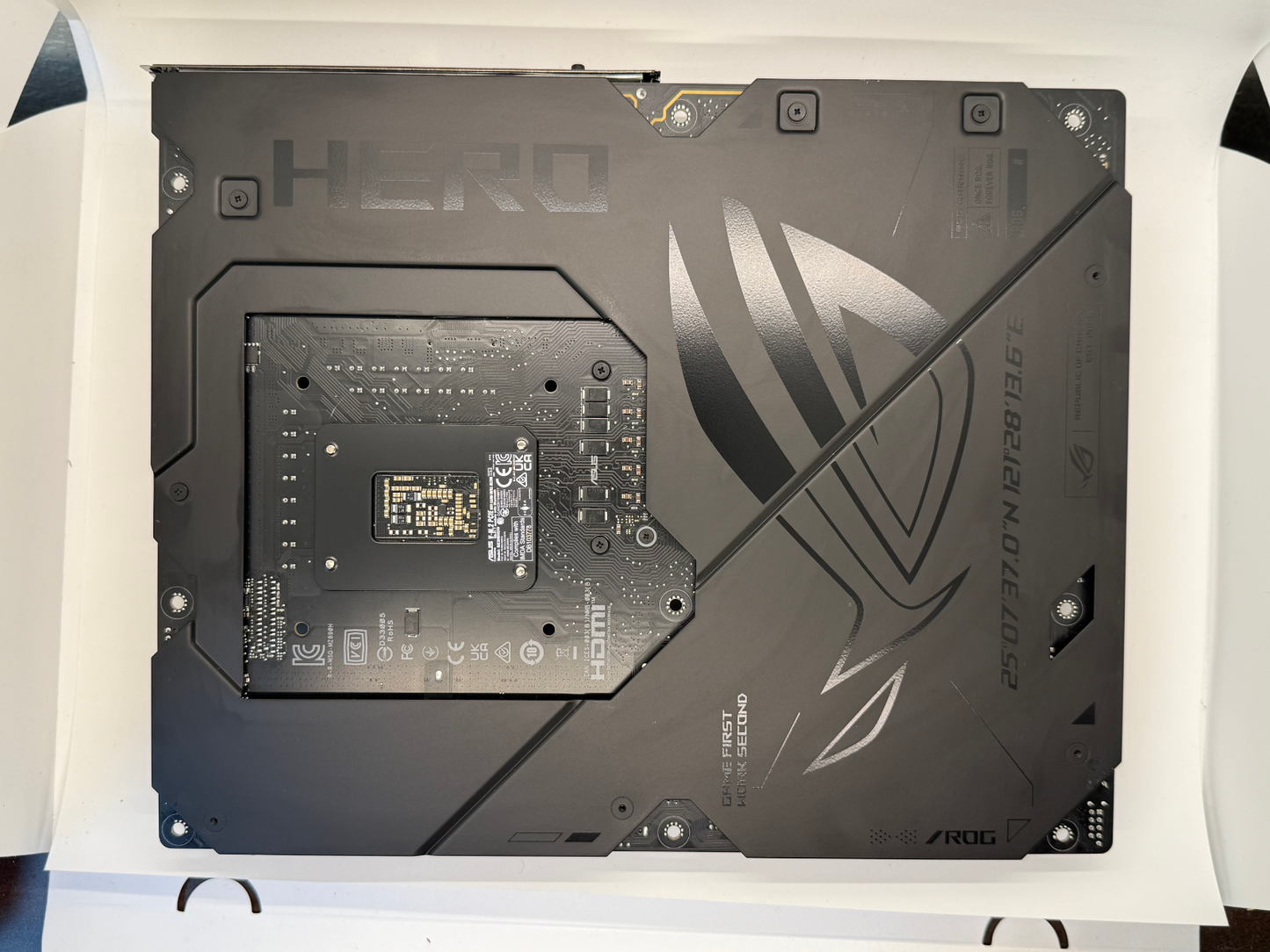 ASUS ROG Maximus Z890 Hero Intel LGA 1851 ATX DDR5 WIFI 7 gaming motherboard