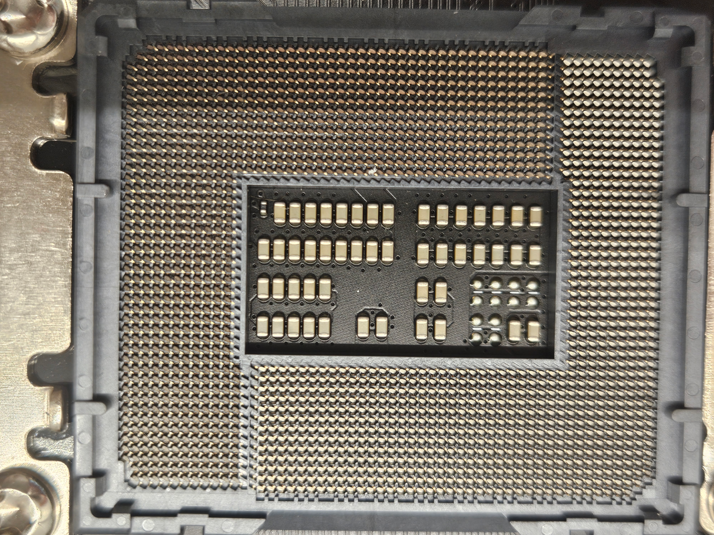 MSI PRO B760-VC WiFi ProSeries LGA 1700, DDR5 Wi-Fi 5.1 Motherboard DEFECTIVE