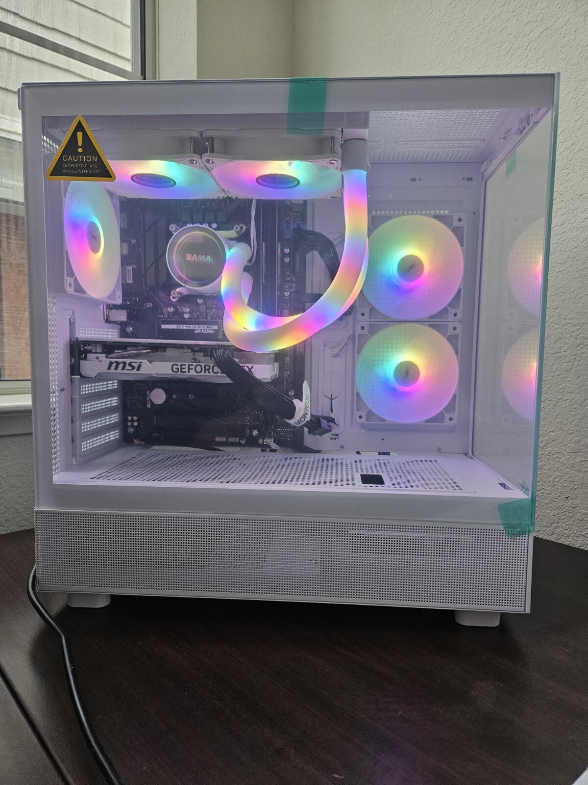 Gaming PC Geforce RTX 4060 Core I9-11900KF 32GB 2TB 600W white liquid B560 WIFI