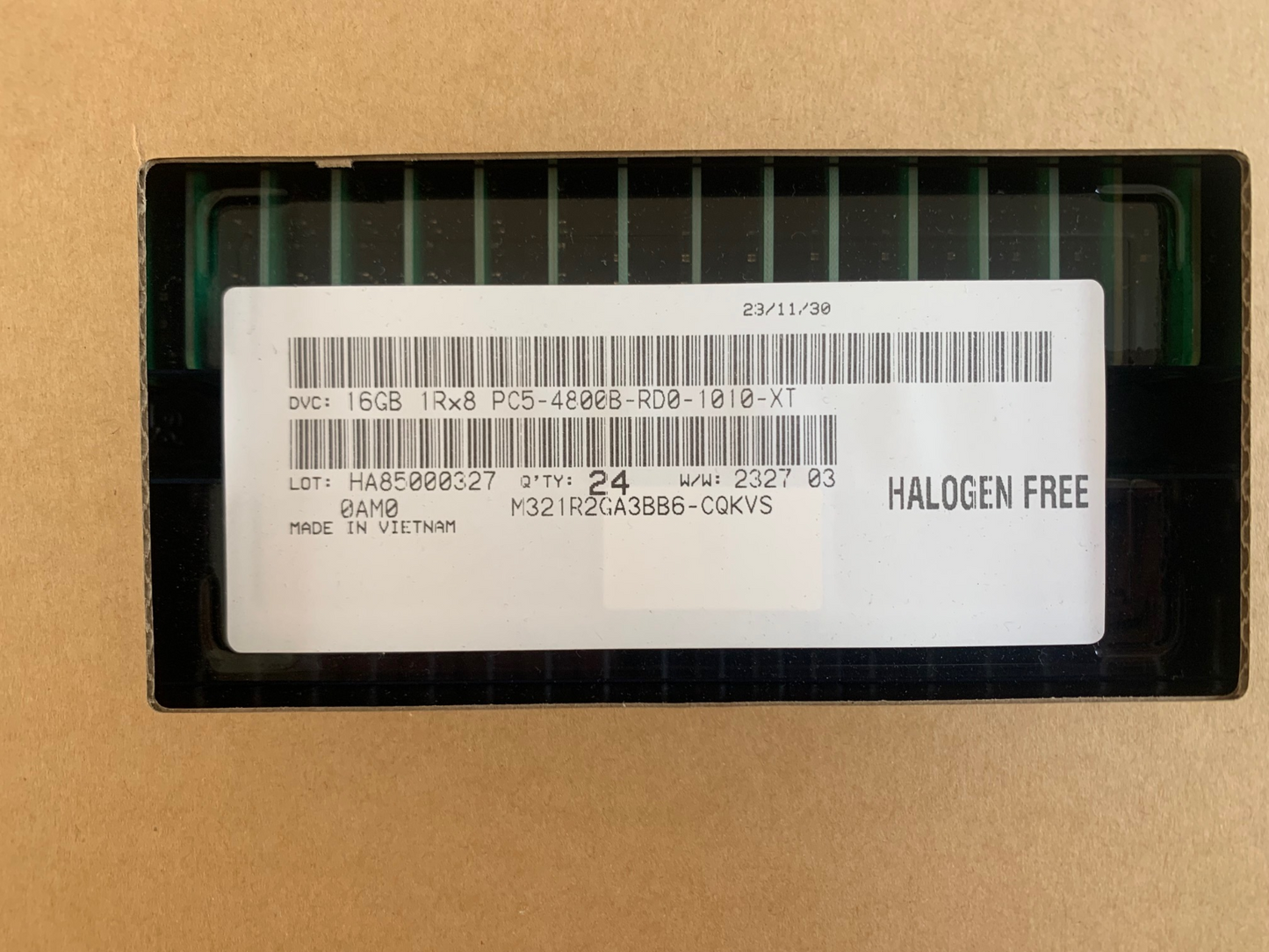 Samsung M321R2GA3BB6-CQK 16GB DDR5 4800MHz PC5-38400 ECC RDIMM 288-Pin memory