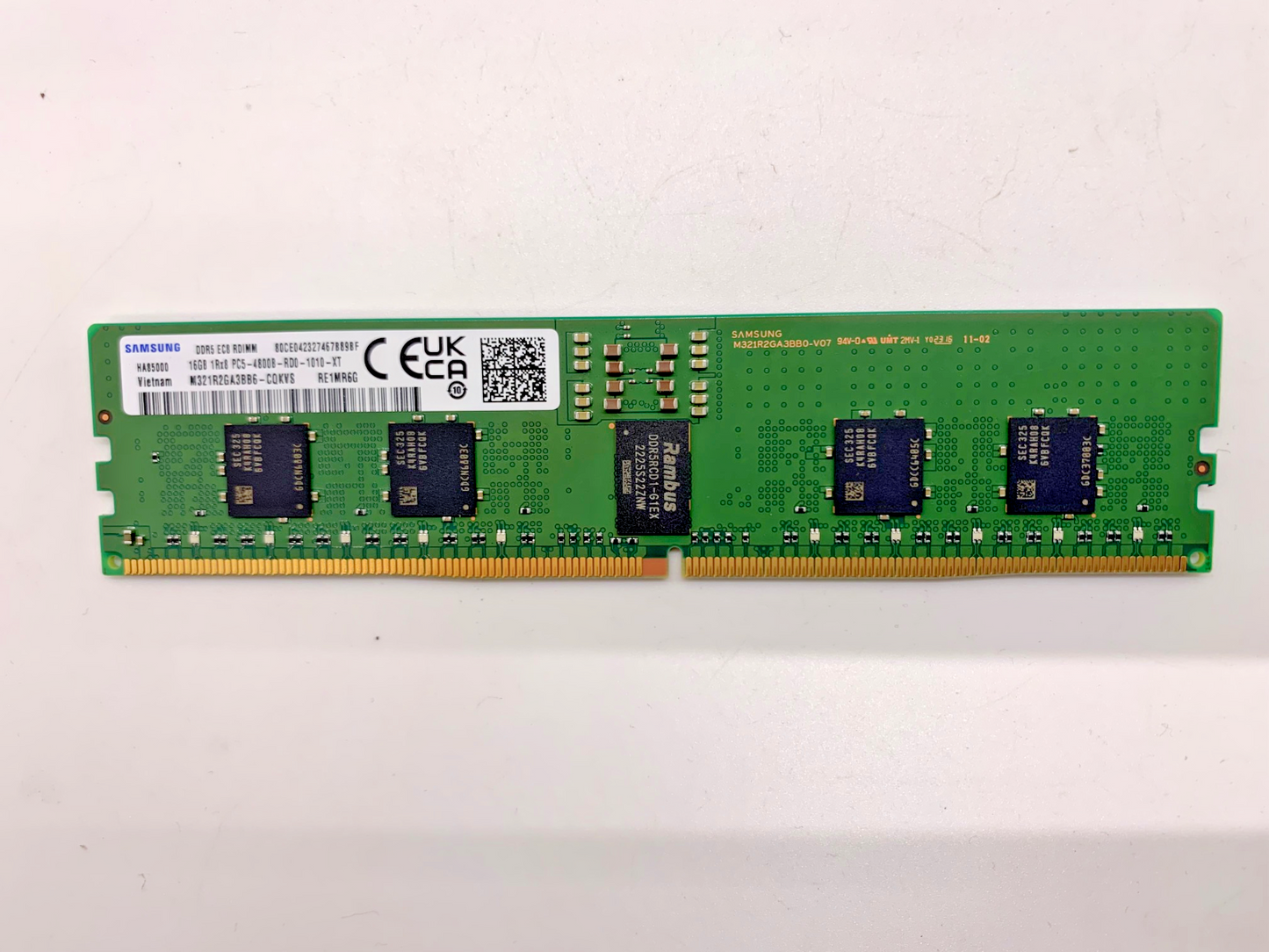 Samsung M321R2GA3BB6-CQK 16GB DDR5 4800MHz PC5-38400 ECC RDIMM 288-Pin memory