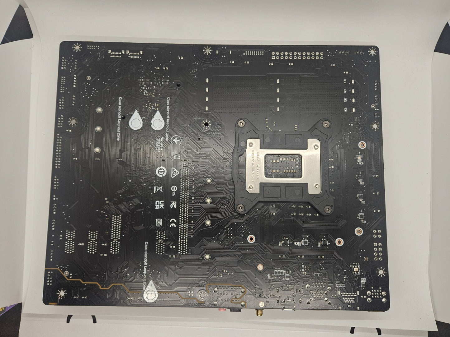 MSI PRO B760-VC WiFi ProSeries LGA 1700, DDR5 Wi-Fi 5.1 Motherboard DEFECTIVE