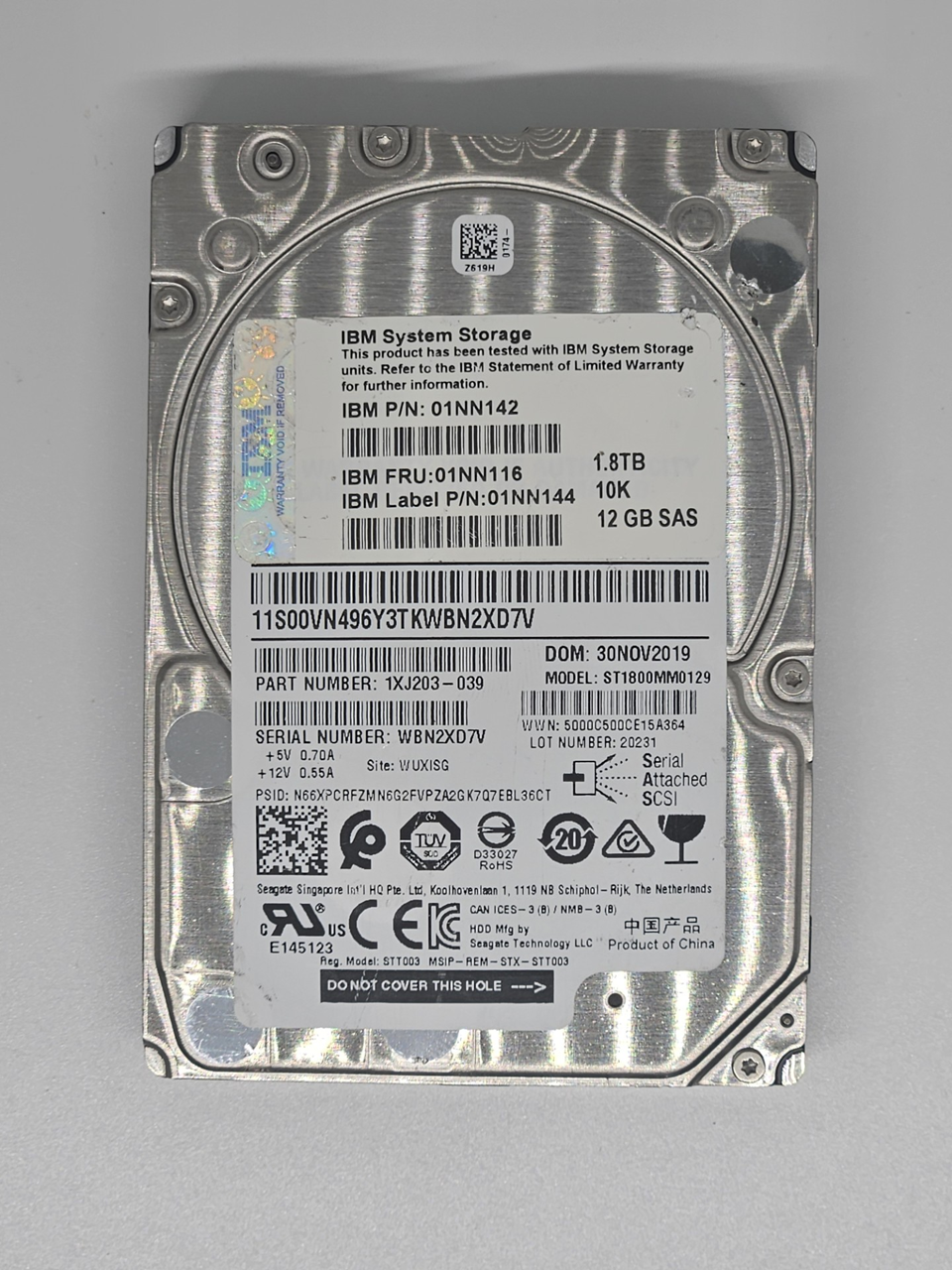 IBM 01NN142 01NN116 01NN144 1.8TB 10K RPM SAS 12Gb/s 256MB Cache 2.5" hard drive
