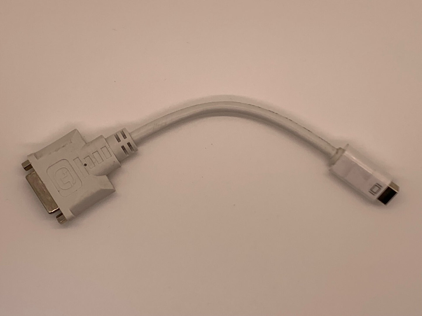 MINI DVI (MALE) TO DVI-D (FEMALE) ADAPTER CABLE 8 INCHES BEIGE