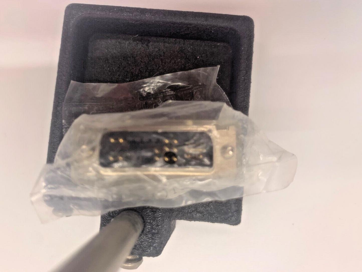 ATI/AMD 6140007201G DVI-A (MALE) TO VGA (FEMALE) ADAPTER