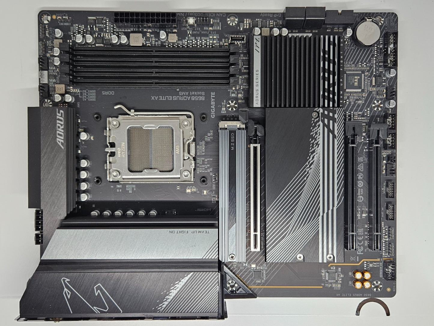 GIGABYTE B650 AORUS Elite AX AMD AM5 DDR5 ATX Motherboard DAMAGED