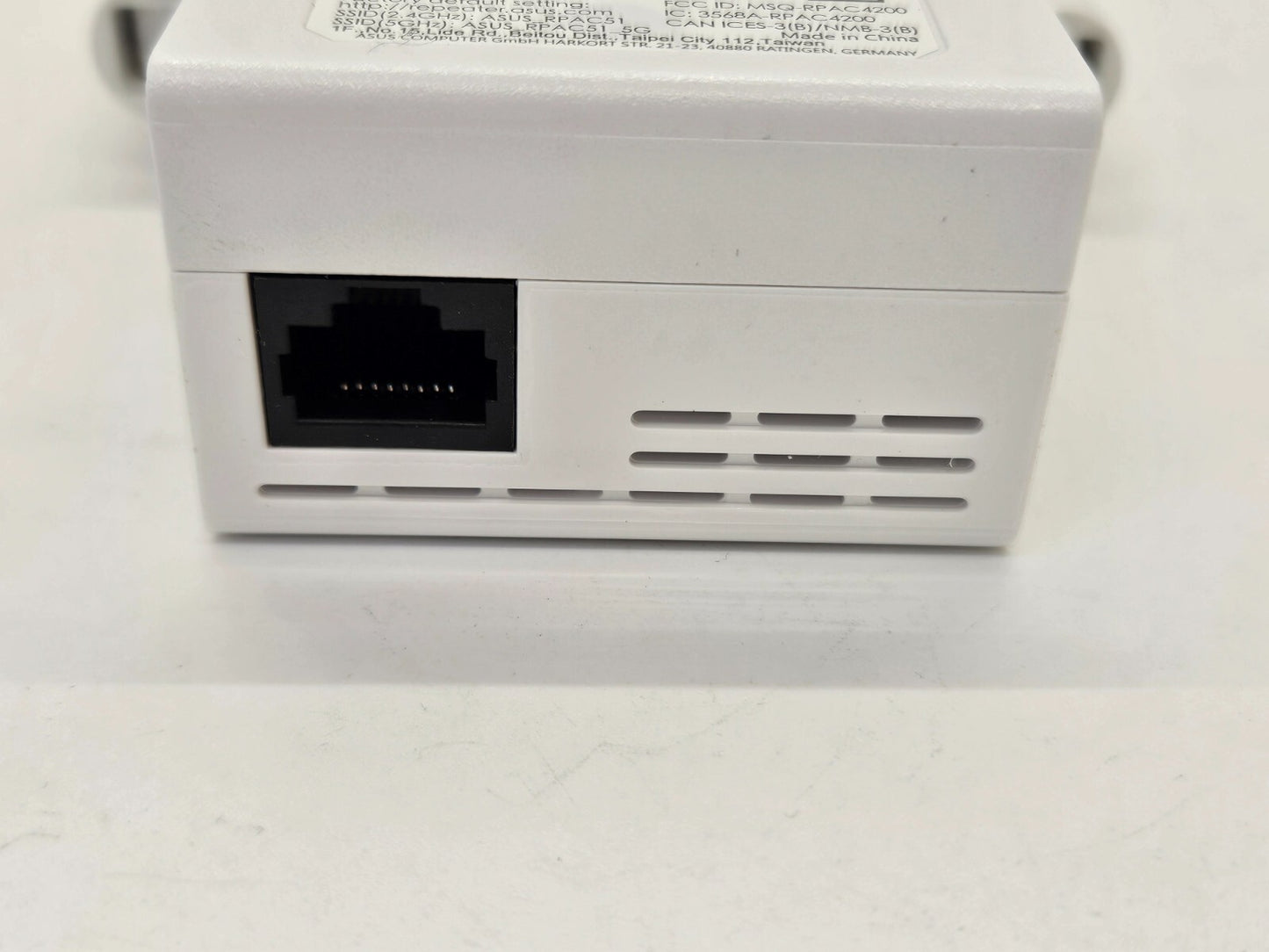 ASUS RP-AC51 Wireless-AC750 Dual-Band Wi-Fi Repeater extender