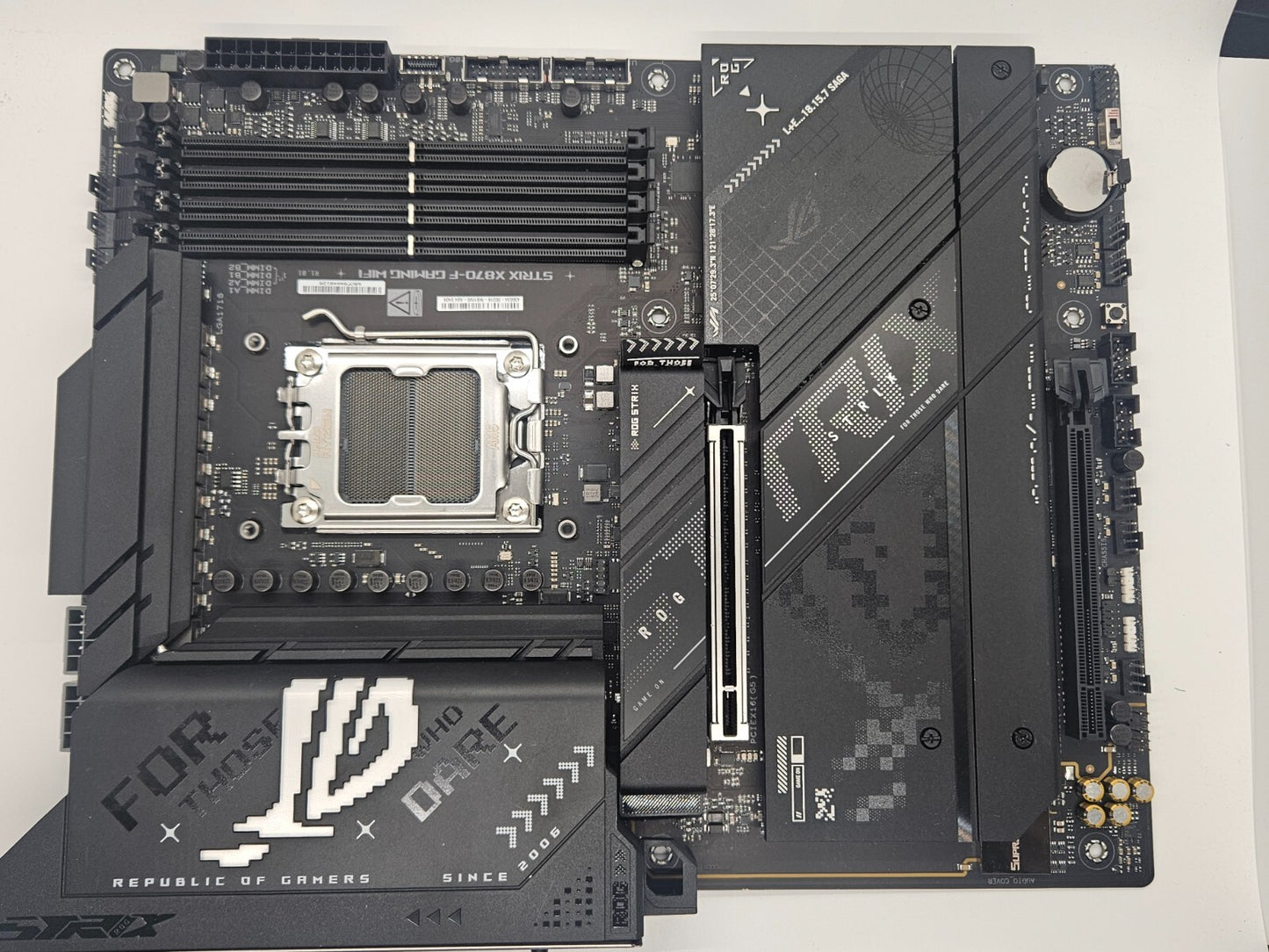 ASUS ROG STRIX X870-F GAMING WIFI AM5 AMD X870 ATX DDR5 Wi-Fi 7 Motherboard