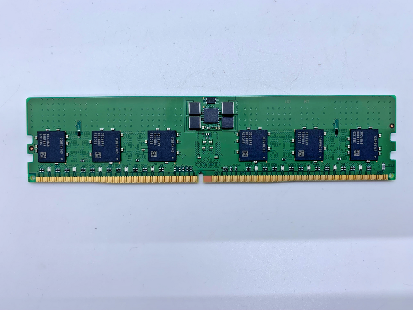 Samsung M321R2GA3BB6-CQK 16GB DDR5 4800MHz PC5-38400 ECC RDIMM 288-Pin memory