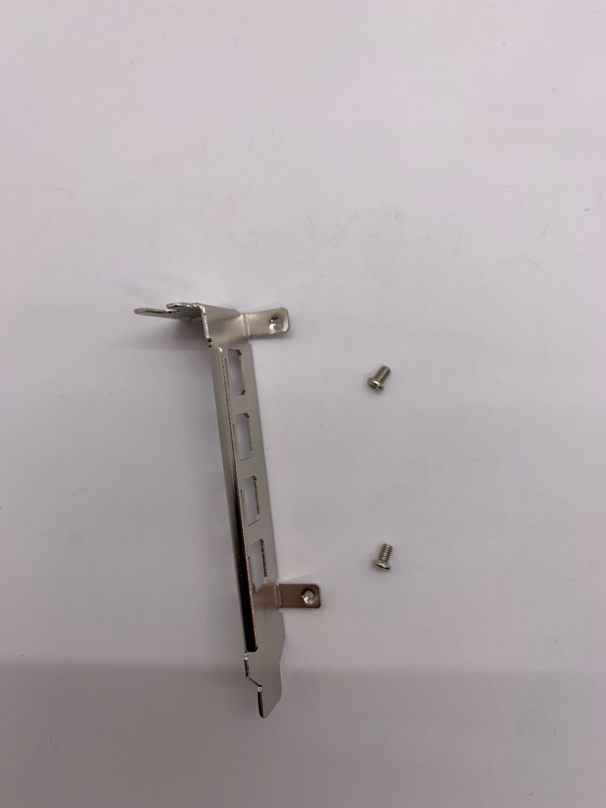 Low-profile LP SFF Bracket for Nvidia Quadro K1200 P600 P620 P1000 NVS 510