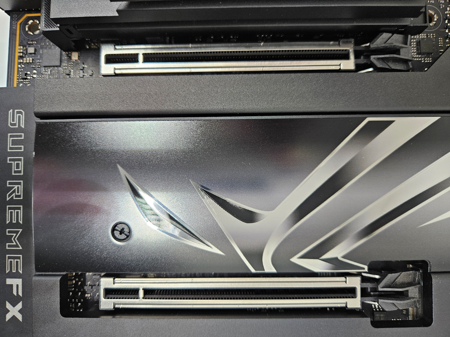 ASUS ROG CROSSHAIR X870E HERO AMD AM5 ATX DDR5 WIFI 7 gaming motherboard