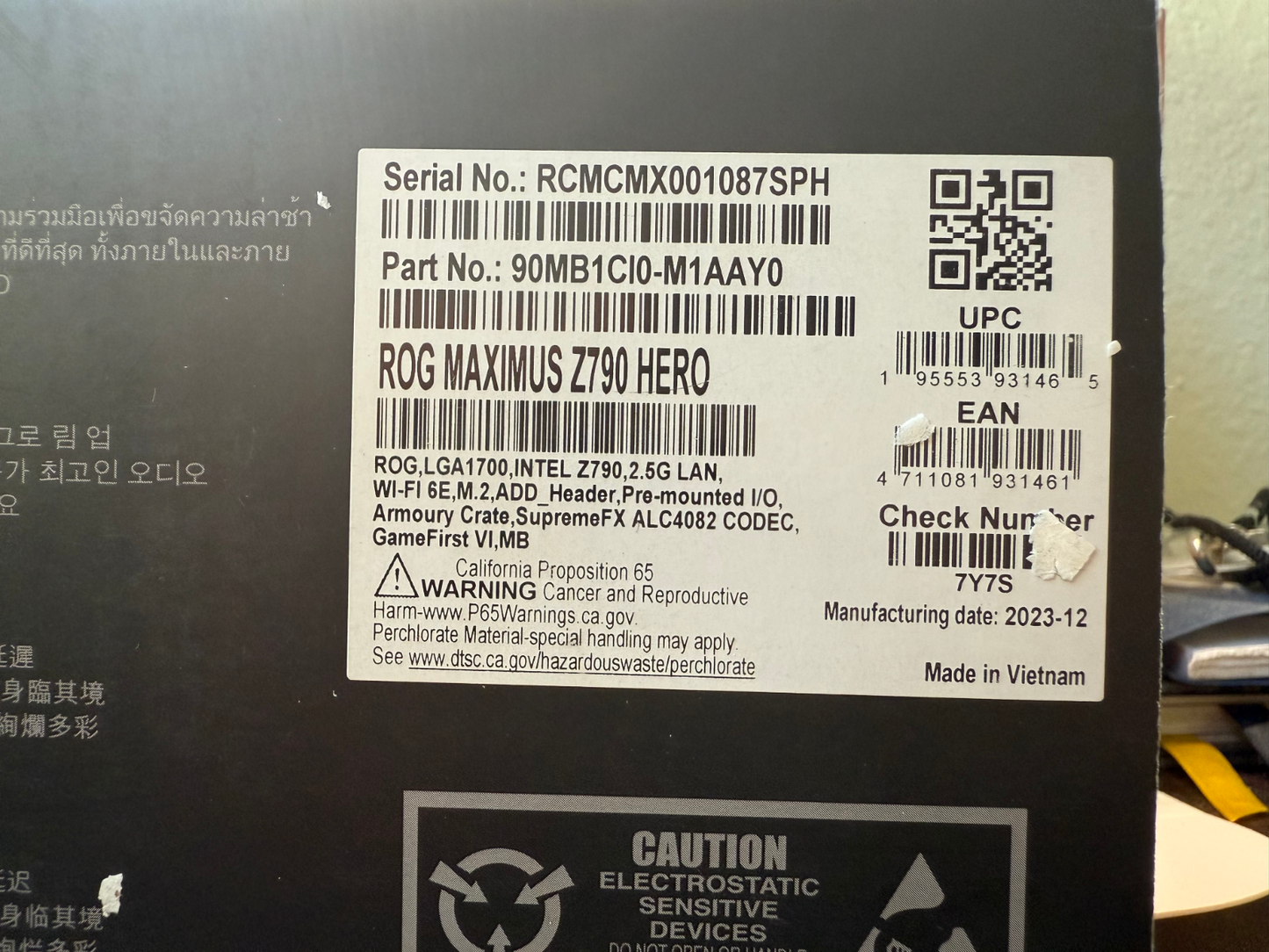 ASUS ROG Maximus Z790 Hero WiFi LGA 1700 DDR5 ATX gaming motherboard