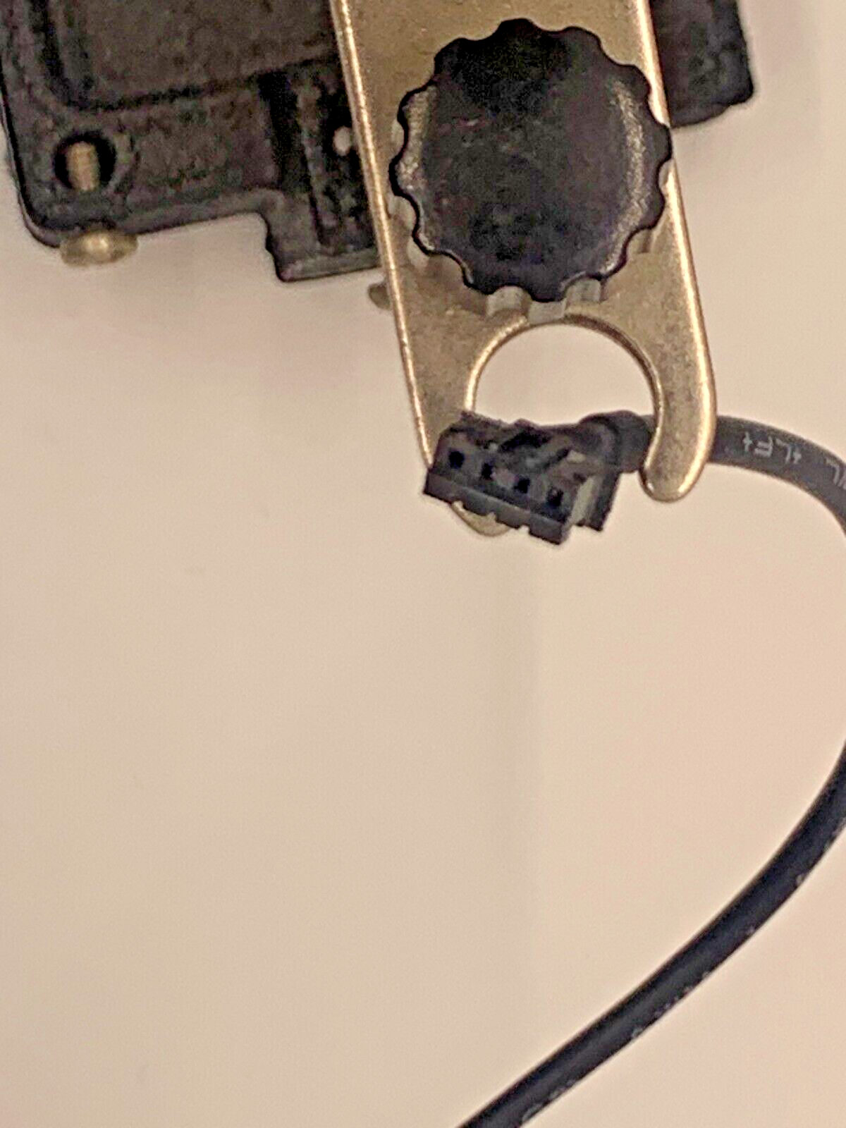 PNY Nvidia 930-50764-0000-000 3 Pin Mini DIN quadro GPU Bracket Stereo Connector
