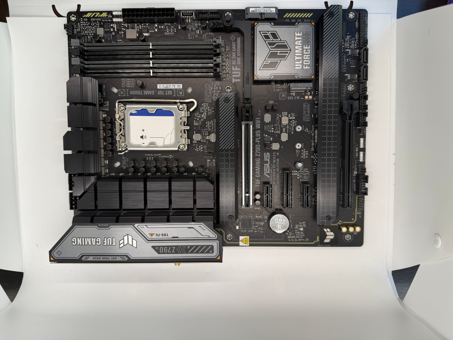 ASUS TUF Gaming Z790-Plus WiFi LGA 1700 Intel DDR5 ATX PCIE Gaming motherboard