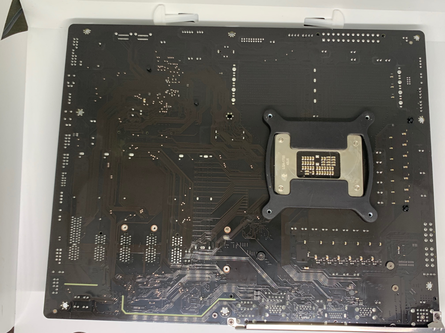 GIGABYTE Z790 Eagle AX LGA 1700 Intel Z790 ATX Motherboard DDR5