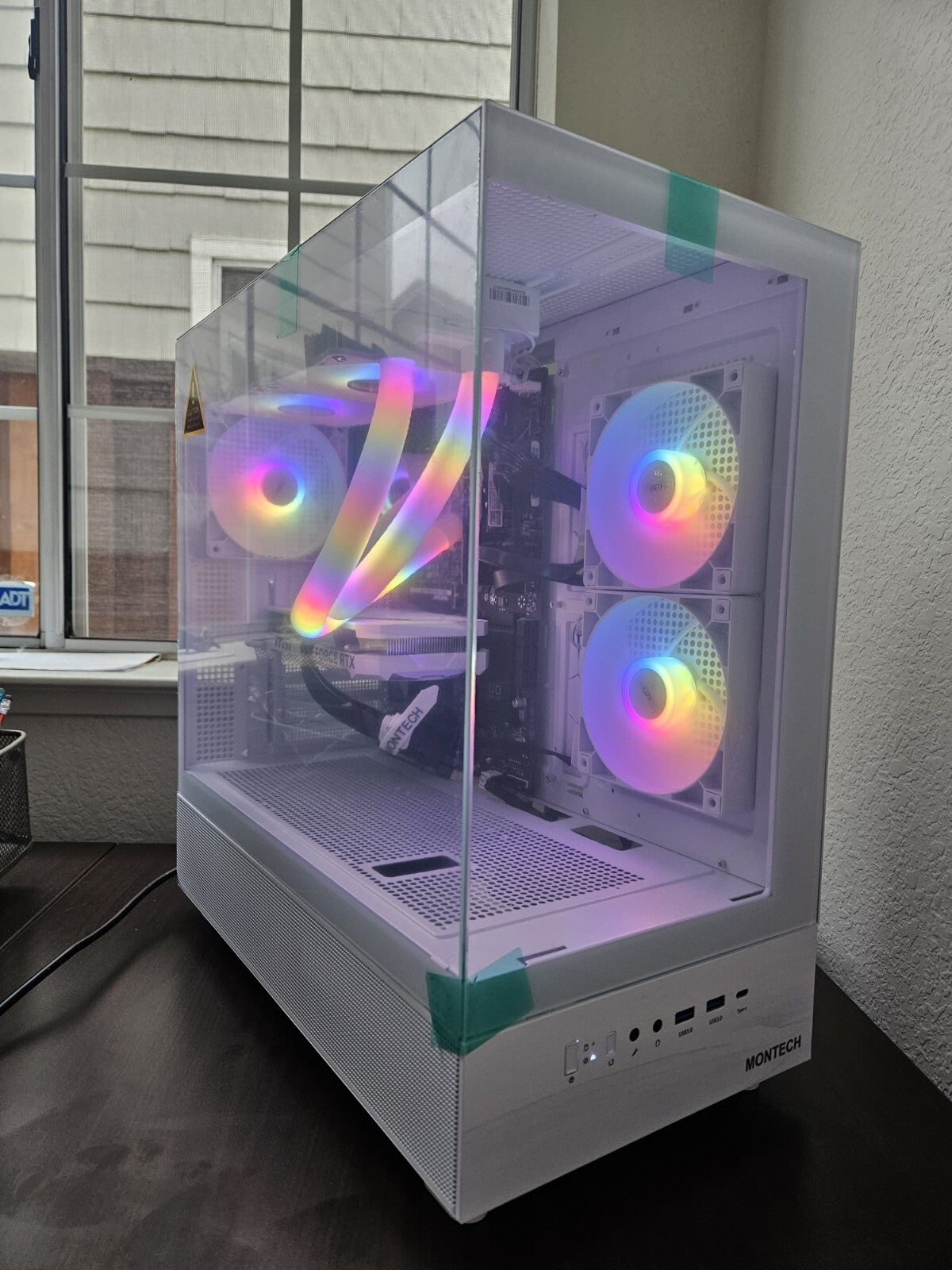 Gaming PC Geforce RTX 4060 Core I9-11900KF 32GB 2TB 600W white liquid B560 WIFI