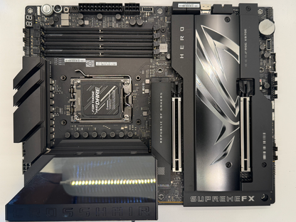 ASUS ROG CROSSHAIR X870E HERO AMD AM5 ATX DDR5 WIFI 7 gaming motherboard