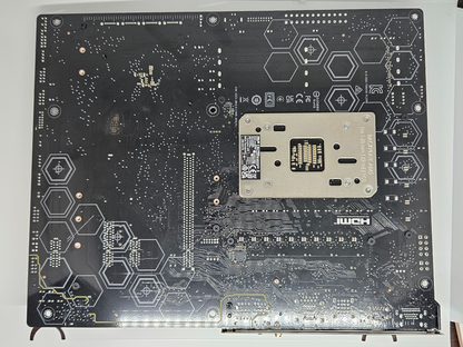 ASUS TUF GAMING B650-PLUS WIFI AMD B650 AM5 DDR5 PCIE 5.0 motherboard DAMAGED
