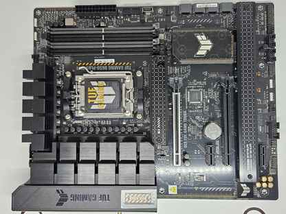 ASUS TUF GAMING B650-PLUS WIFI AMD B650 AM5 DDR5 PCIE 5.0 motherboard DAMAGED