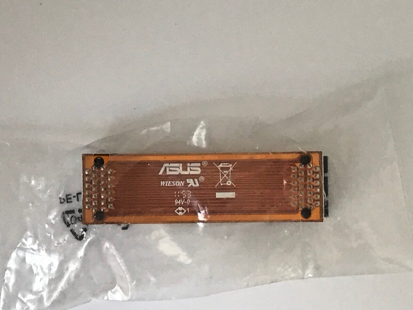 ASUS 14G030046600 60MM FLEXIBLE NVIDIA SLI BRIDGE